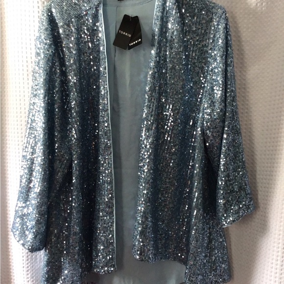 Torrid blue sequin bolero NWT - Picture 7 of 10